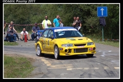 403222_220921677995145_2108316799_n