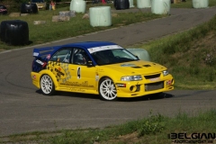 403858_220921854661794_1464180276_n