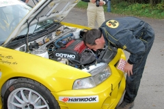 559272_373548186065826_348920446_n